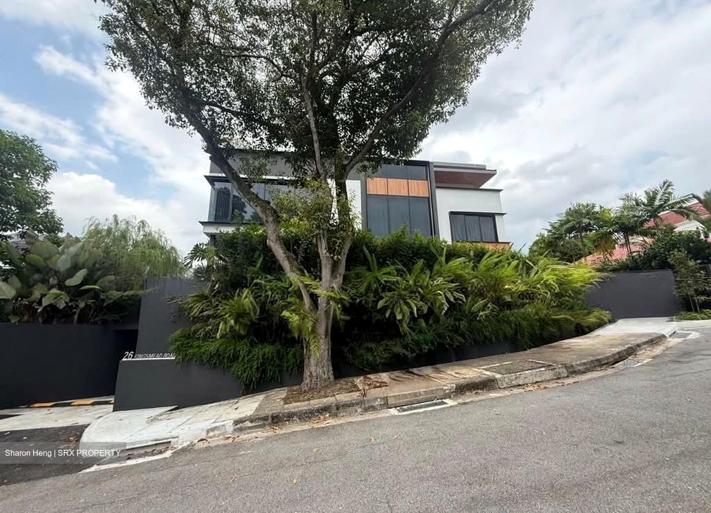 King's Road (D10), Detached #555585421